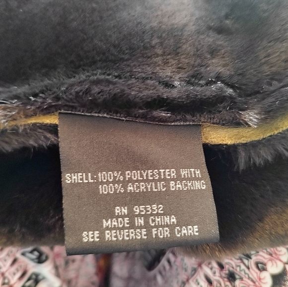 Regent Park Large Winter Coat Faux Suede Olive Green And Brown Trim. - Picture 13 of 13